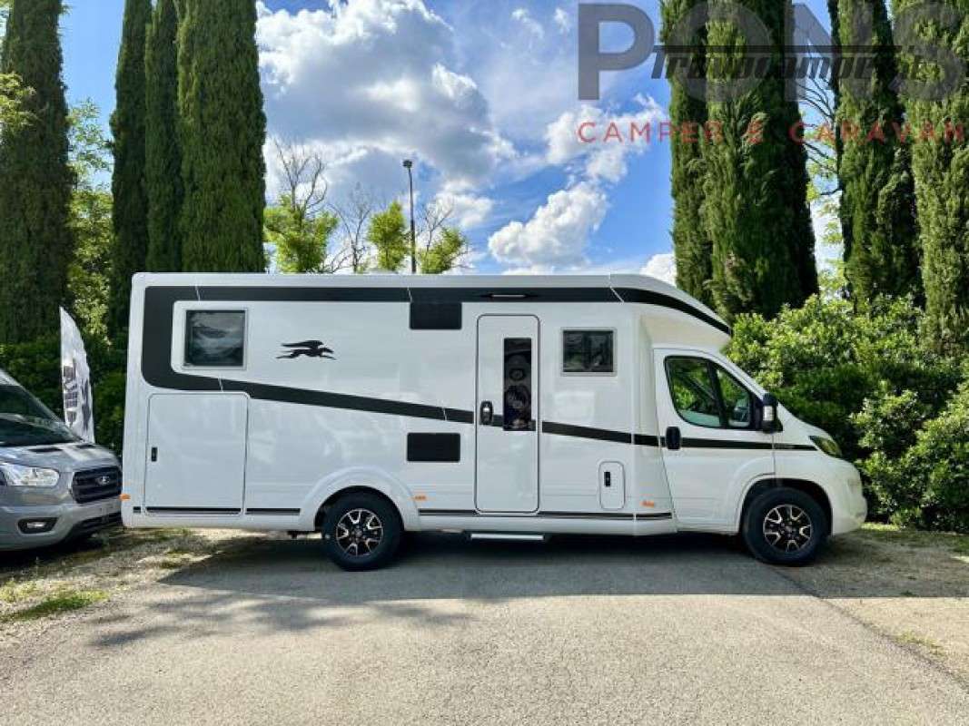 Scaletta legno letto posteriore -X5 - Pons Camper e Caravan